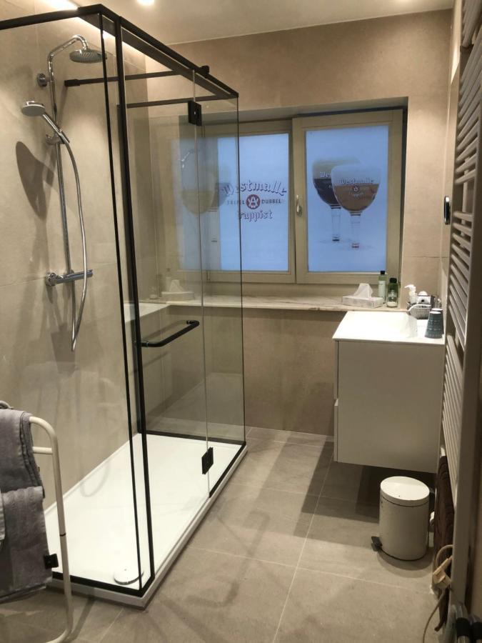 Hotel Duivels Paterke Harelbeeksestraat 29, 8500 Кортрейк Экстерьер фото