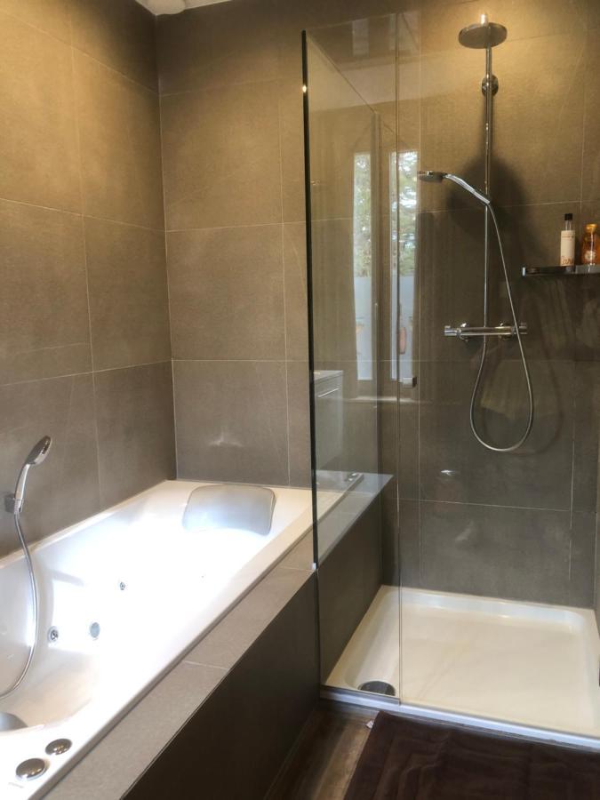 Hotel Duivels Paterke Harelbeeksestraat 29, 8500 Кортрейк Экстерьер фото