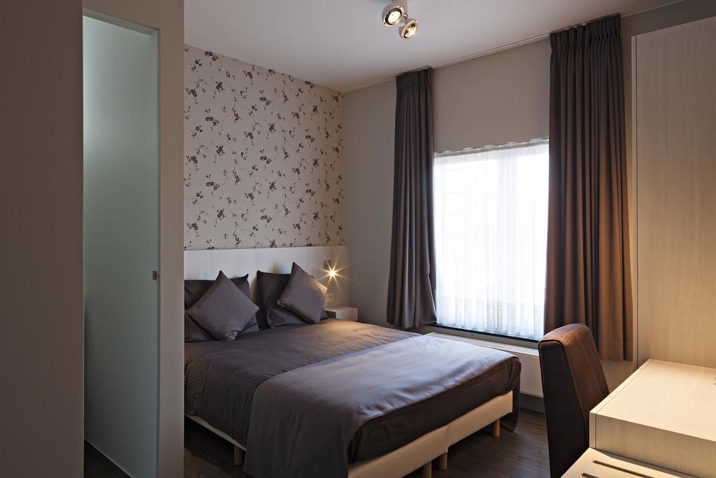 Hotel Duivels Paterke Harelbeeksestraat 29, 8500 Кортрейк Экстерьер фото